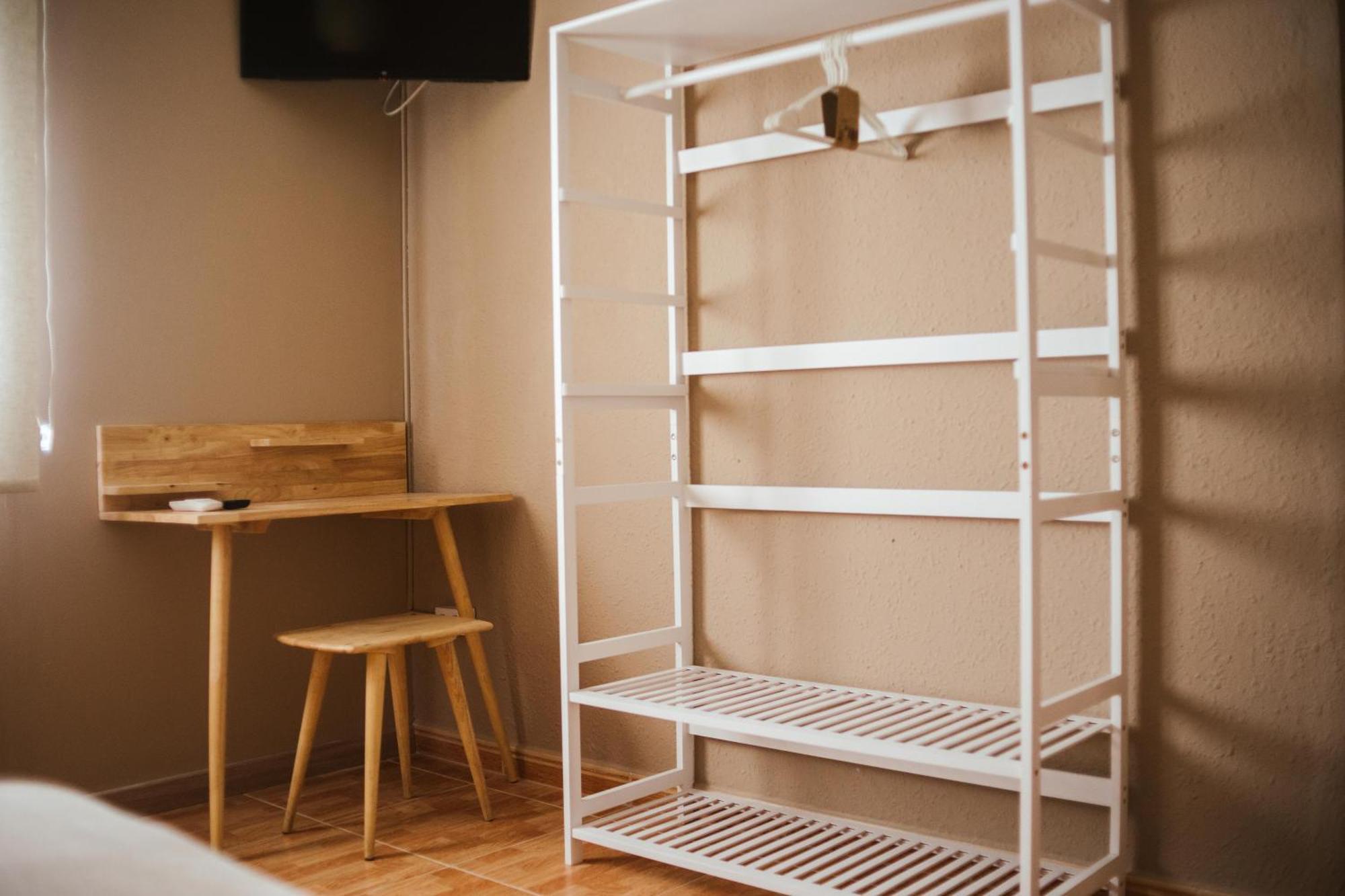 Hostal Entreolivos Badajoz Buitenkant foto