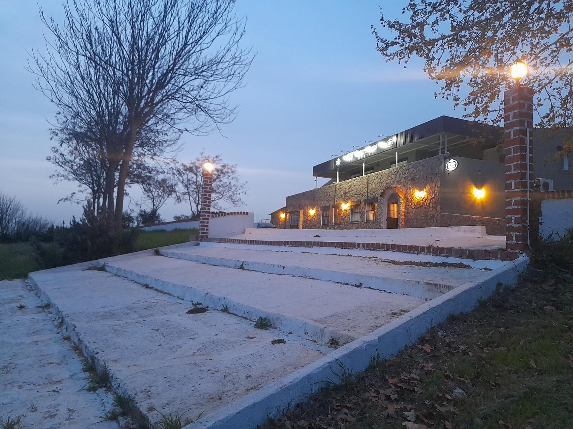 Hostal Entreolivos Badajoz Buitenkant foto
